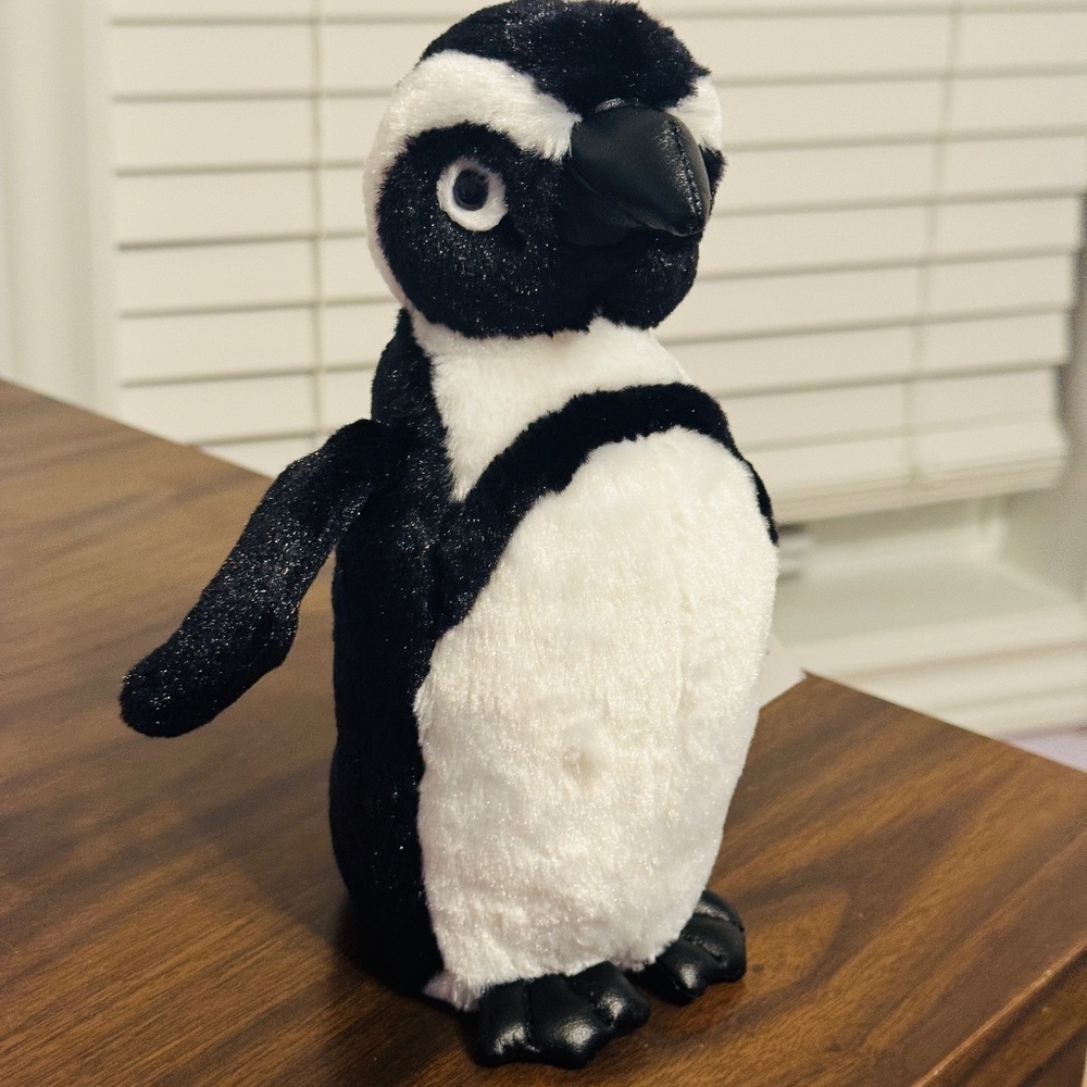 Aurora - Cute Penguin Stuffed Doll, Around 8" Tall, Brand New with Tags!